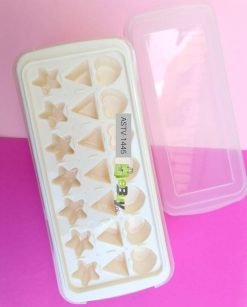 Alternative view of Ice Tray With Storage Box And Scoop