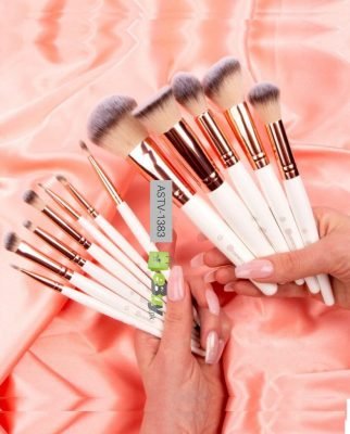 Makeup Brush Set with Cosmetic Bag Best Price In Pakistan