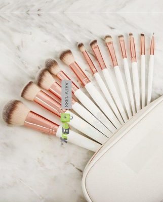 Makeup Brush Set with Cosmetic Bag Online Price In Pakistan